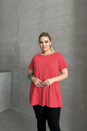 חולצה במידות גדולות שרוול קצר צווארון עגול גזרה מתרחבת בייסיק 100-50