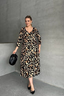 שמלה במידות גדולות חצי שרוול צווארון V דוגמת נמר חגורה במותן 100-92