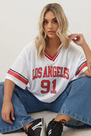 טישירט במידות גדולות צווארון V שרוול קצר עם הדפס רשת 303495