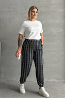 מכנסיים במידות גדולות גומי במותן גומי בשוליים עם כיסים דוגמת פסים 89-71