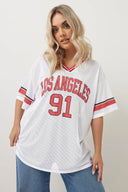 טישירט במידות גדולות צווארון V שרוול קצר עם הדפס רשת 303495