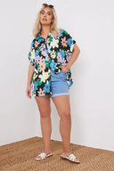 חולצה מכופתרת במידות גדולות עם כפתורים שרוול קצר דוגמת פרחים 303964