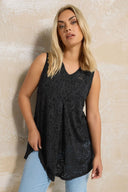 חולצה במידות גדולות צווארון V חולצה ללא שרוולים פרטי תחרה ללא בטנה 304101