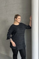 סוודר במידות גדולות חצי שרוול צווארון עגול פרטי כפתורים בד פסים 303691&nbsp;