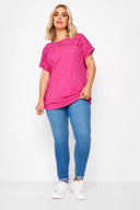 טישירט במידות גדולות צווארון עגול רחב שרוול קצר פרטי טול דוגמת פרחים 321835