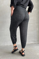 מכנסי שרוואל במידות גדולות גומי במותן גומי בשוליים עם כיסים דוגמת נקודות 74-73