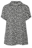 חולצה מכופתרת במידות גדולות גזרה רחבה שרוול קצר דוגמת נמר 303963