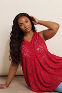 טישירט במידות גדולות צווארון V חולצה ללא שרוולים תחרה ללא בטנה 304104