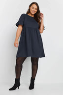 שמלה במידות גדולות צווארון עגול שרוול קצר פרפר מותן אלסטית מיני 303646