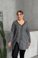 חולצה במידות גדולות צווארון V רוכסן קדמי שסעים בצדדים 173658