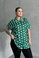 חולצה מכופתרת במידות גדולות עם כפתורים שרוול קצר דוגמת נקודות 303461