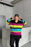 חולצה במידות גדולות צווארון V דוגמת פסים שסעים בצדדים שרוול ארוך 302014