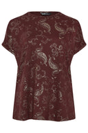 חולצה במידות גדולות שרוול קצר צווארון עגול עם דוגמא מתכתית 303666