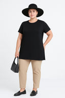 טישירט במידות גדולות שרוול קצר צווארון עגול Basic שסעים בצדדים RFT-01