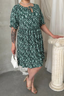 שמלה במידות גדולות פרטי קשירה בחזית חצי שרוול עם הדפס מיני 101-8