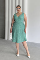 שמלה במידות גדולות צווארון V גומי במותן דוגמת פרחים 300916