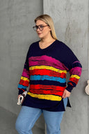 חולצה במידות גדולות צווארון V דוגמת פסים צבעוניים שרוול ארוך שסעים בצדדים 303118