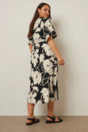 שמלה במידות גדולות צווארון V שרוול קצר קשירה בחזית מעטפת מידי 304069