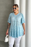 חולצה במידות גדולות צווארון V שרוול קצר פרטי תחרה ללא בטנה 302957