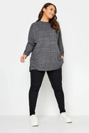 חולצה במידות גדולות עם צווארון עגול שרוולים ארוכים דוגמת תפרים 302862