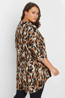 חולצה ארוכה במידות גדולות צווארון חולצה חצי שרוול חיתוך מכפלת אסימטרי 303633