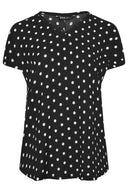 חולצה במידות גדולות שרוול קצר צווארון V עם דוגמת נקודות 303497