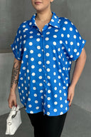 חולצה מכופתרת במידות גדולות עם כפתורים שרוול קצר דוגמת נקודות 303462