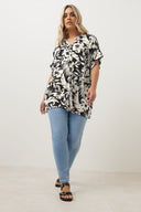 חולצה מכופתרת קצרה במידות גדולות עם דוגמת פרחים  303686