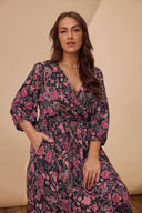 שמלה ארוכה במידות גדולות צווארון V דוגמת עם הדפס גזרת מעטפת 616311