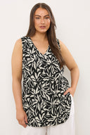 טישירט במידות גדולות עם צווארון V בלי שרוולים דוגמת פרחים חיתוך אסימטרי 616294