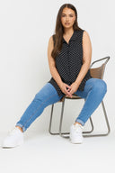 טישירט במידות גדולות ללא שרוולים צווארון פולו V דוגמת נקודות פרטי כפתורים 303957