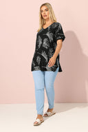 טישירט ארוכה במידות גדולות שרוול קצר צווארון עגול עם הדפס שסעים בצדדים 303780