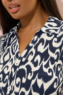 חולצה בלי שרוולים עם דוגמה אבסטרקטית ופירוט כפתורים במידות גדולות 322678