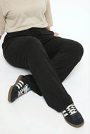 מכנסיים רחבים במידות גדולות גומי במותן עם שרוך ללא כיסים 037392