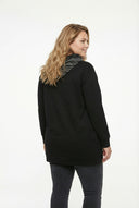 שמלה במידות גדולות שרוול ארוך קפוצ׳ון בד רך 303590