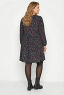 שמלה במידות גדולות קשירה בצוואר דוגמת פרחים מידי 137628