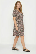 שמלה במידות גדולות צווארון V שרוול קצר דוגמת פרחים מיני 137983