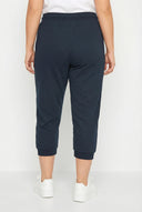 מכנסי ג׳וגר במידות גדולות גומי במותן ובמכפלת גזרה צרה 144834