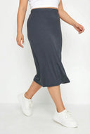 חצאית במידות גדולות מידי גומי במותן גזרה נוחה 160301