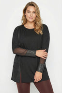 חולצה במידות גדולות פרטי דמוי עור פרטי שרוול רשת עם שסע 302671