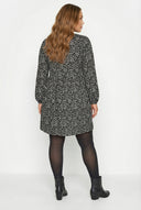 שמלה במידות גדולות דוגמת פרחים קצרה שרוול ארוך פרטי קשירה בצווארון 302750