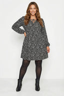 שמלה במידות גדולות דוגמת פרחים קצרה שרוול ארוך פרטי קשירה בצווארון 302750