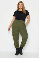 מכנסי ג'וגר במידות גדולות גומי בשוליים פרטי כיסים קארגו 302770