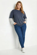 טישירט במידות גדולות צווארון עגול שרוולים דוגמת פסים 302777