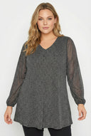 חולצה במידות גדולות שרוול ארוך צווארון V פרטי טול עם קפלים 302824