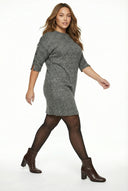 שמלה צמודה במידות גדולות צווארון גולף חצי שרוול 3/4 302854