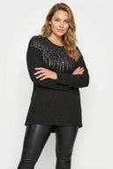 חולצה במידות גדולות עם צווארון עגול שרוולים ארוכים ועיטורי פאייטים 302911