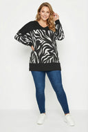 חולצה במידות גדולות עם הדפס שרוול ארוך גזרה ארוכה בד גמיש 303057