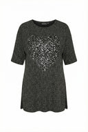 חולצה במידות גדולות עם צווארון עגול שרוול שלושה רבעים עיטורי פאייטים ושסעים בצדדים 303080