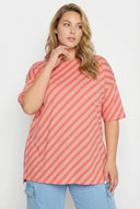 טישירט במידות גדולות צווארון עגול רחב שרוול 3/4 שסעים בצדדים דוגמת פסים 303127